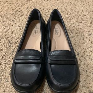 Clarks Womens 8.5 Loafers